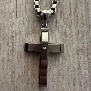 COPY - New condition Russel Simmons Men’s Cross with Chain